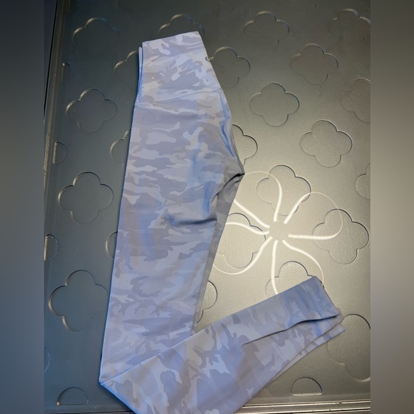 Lululemon Wunder under 28 - Picture 2 of 4